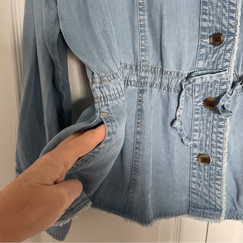 Tommy Bahama Light Blue Jean Jacket with Drawstring Waist - Picture 7 of 8